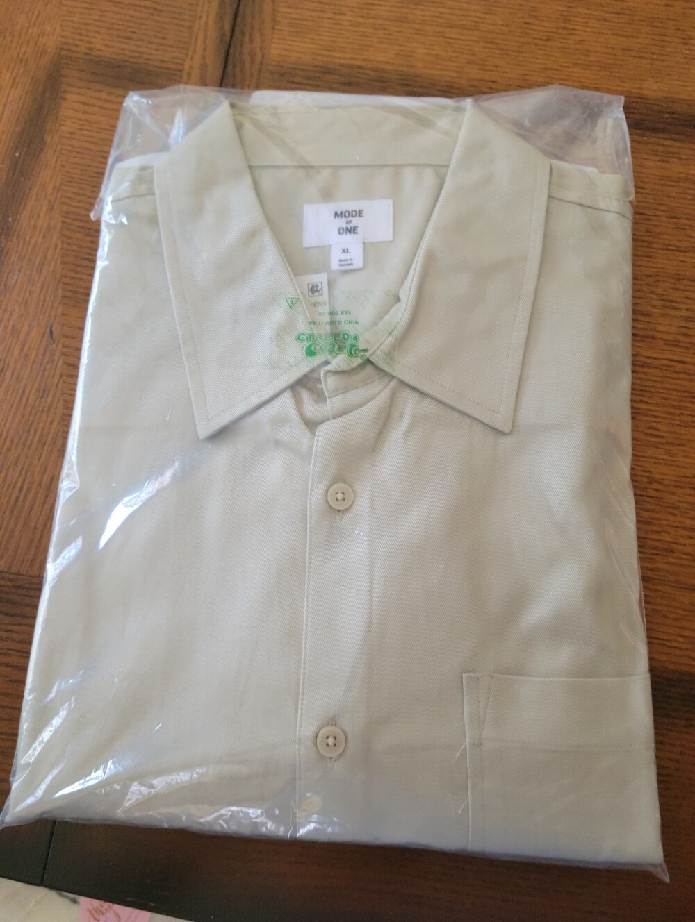 Beige Short-Sleeve Button-Up Shirt - Picture 6 of 7